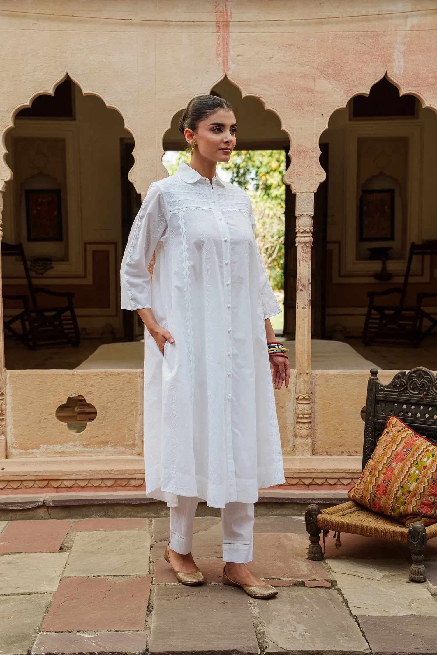 Tara Kurta