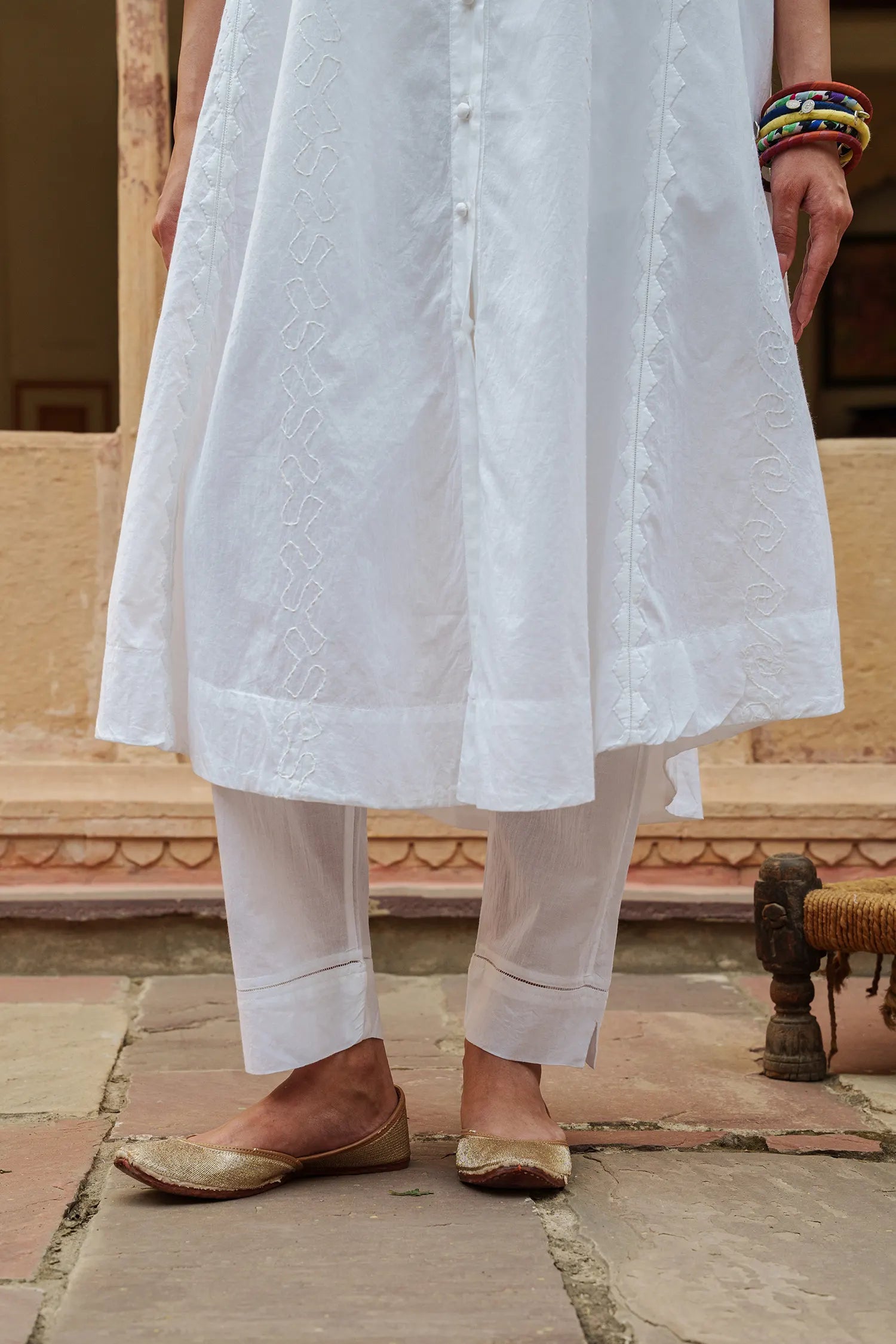 Tara Kurta