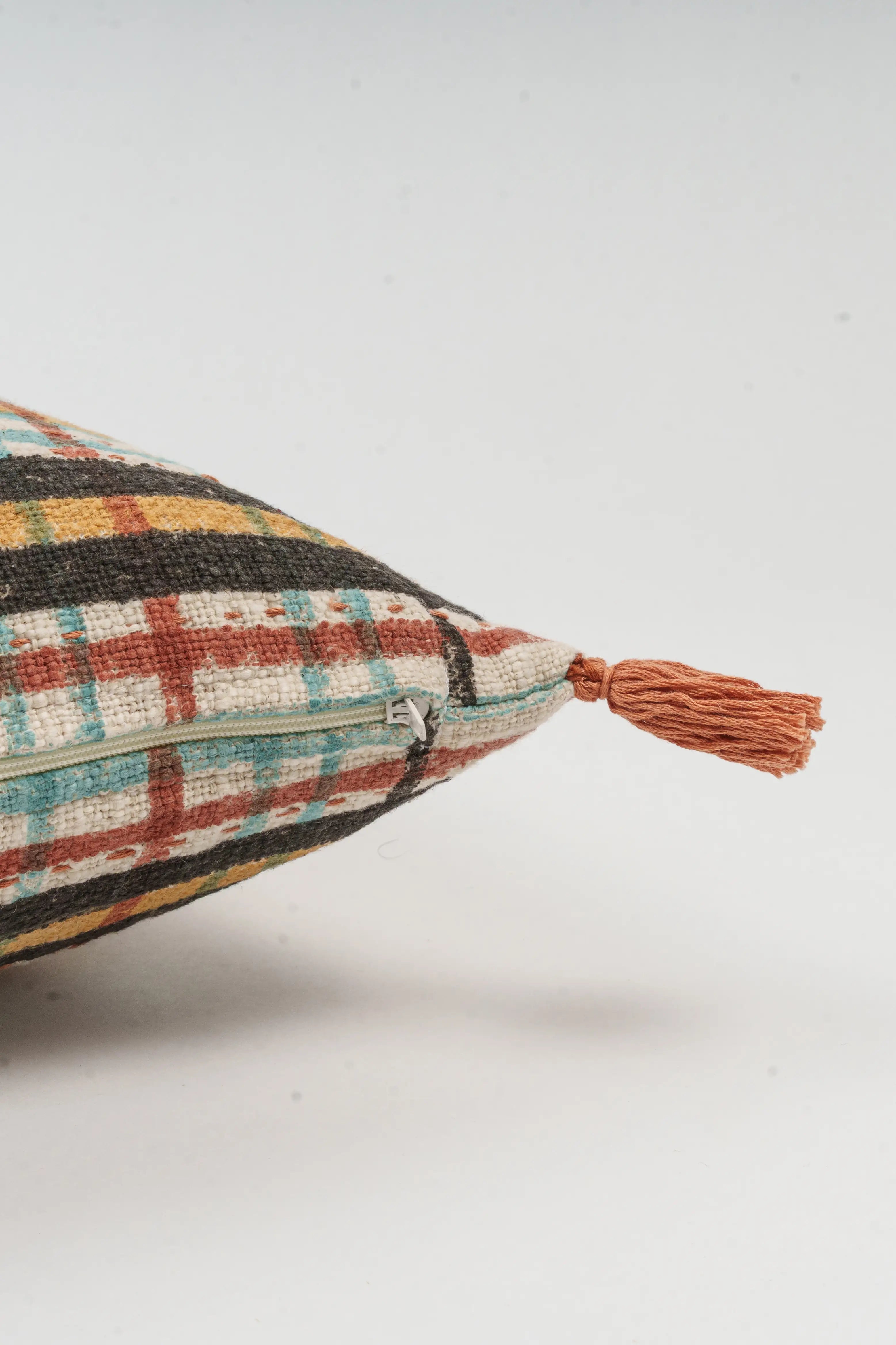 Zangrai Cushion Cover - Crisscross