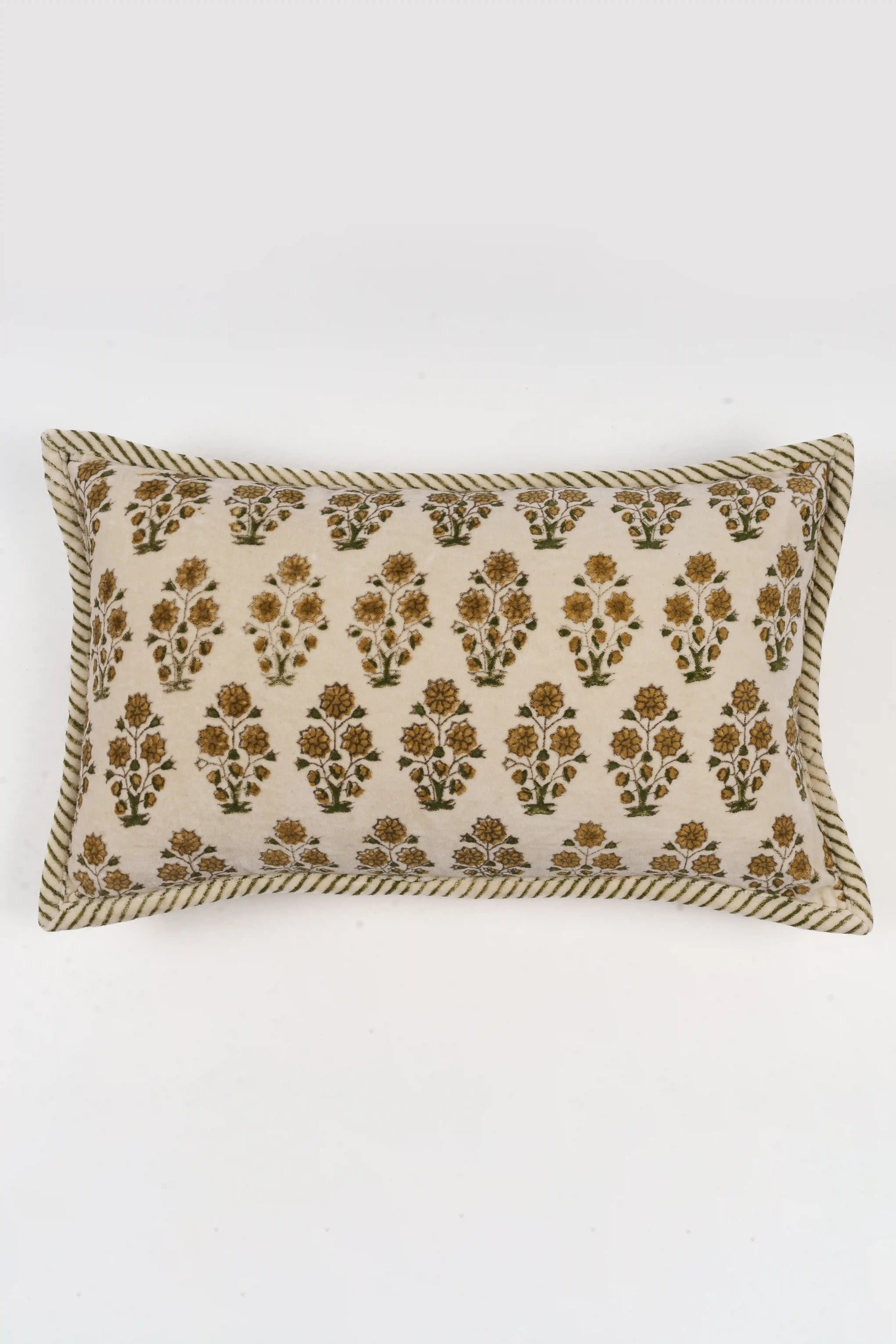 Mehr Baagh Cushion Cover