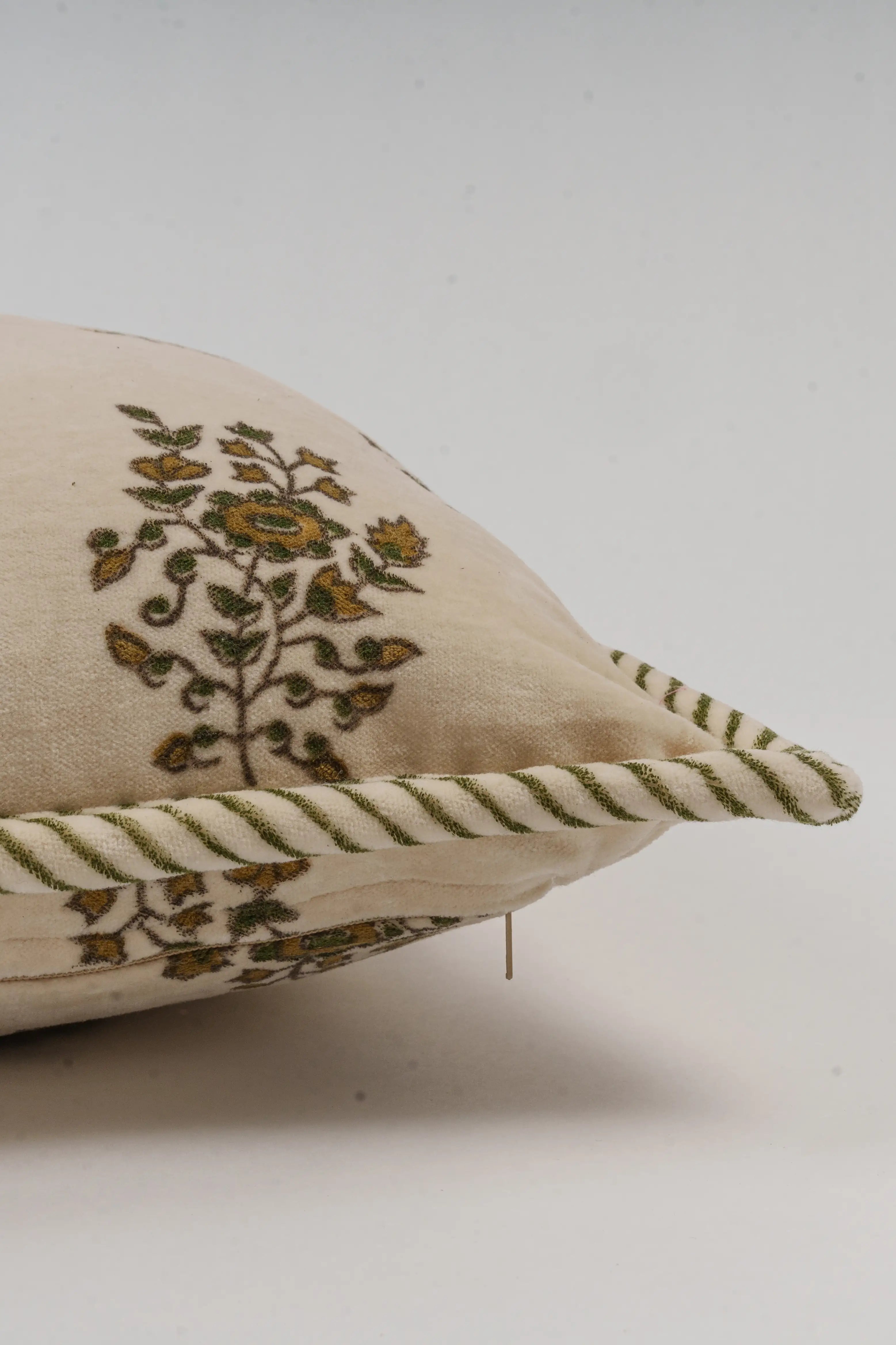 Mehr Zari Cushion Cover