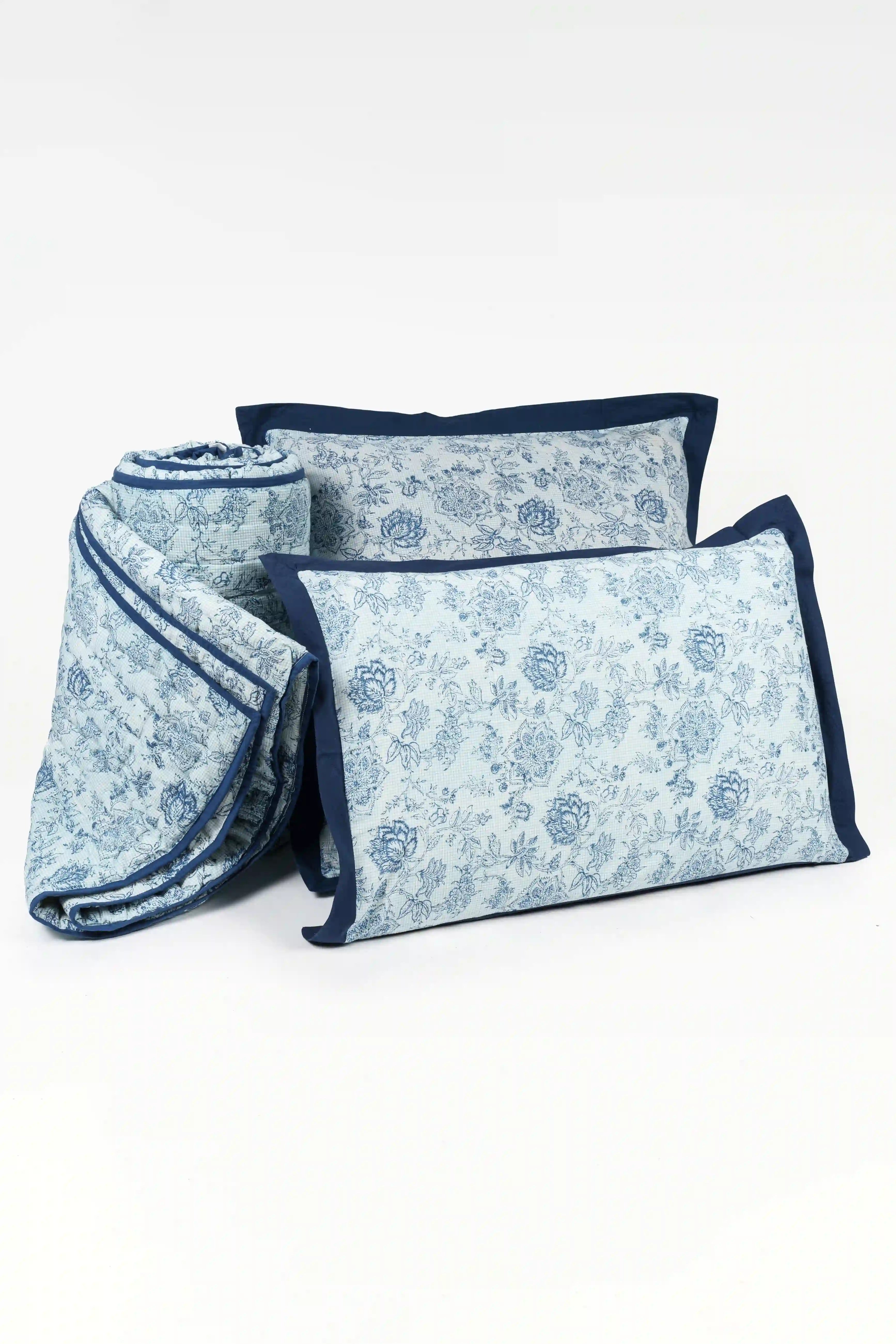 Neel Pushp Cotton Quilt
