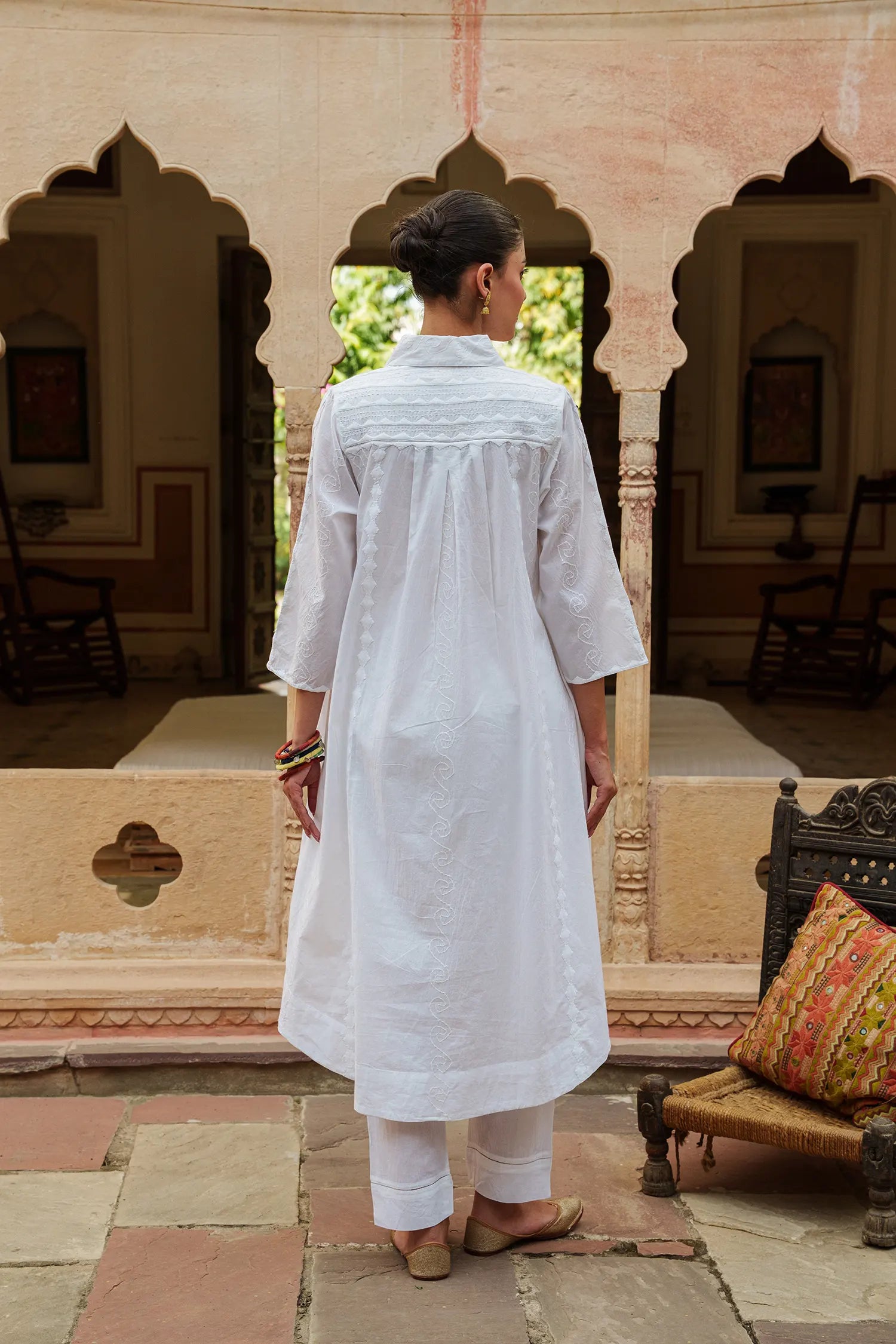 Tara Kurta