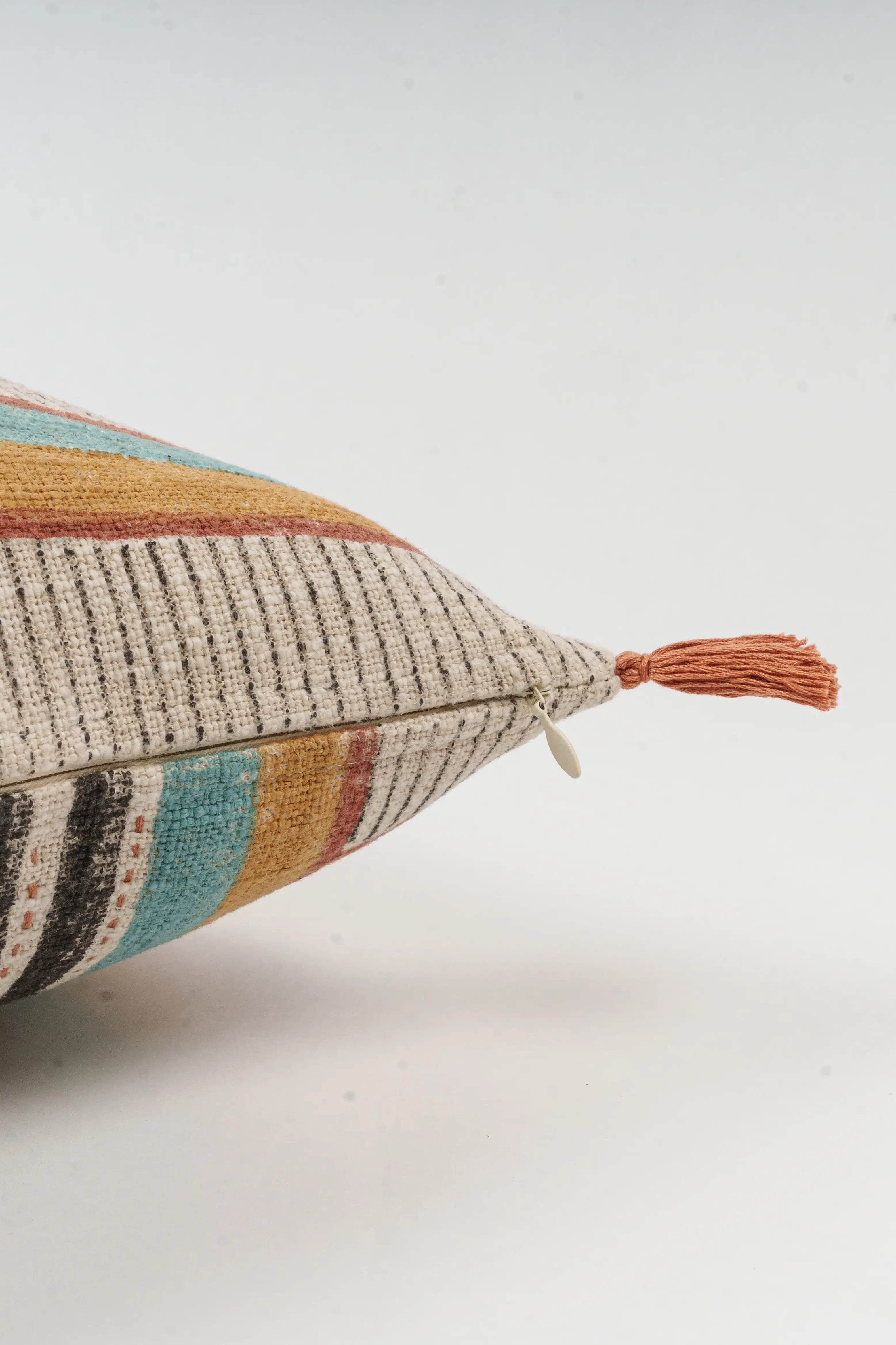 Zangrai Cushion Cover - Stripe