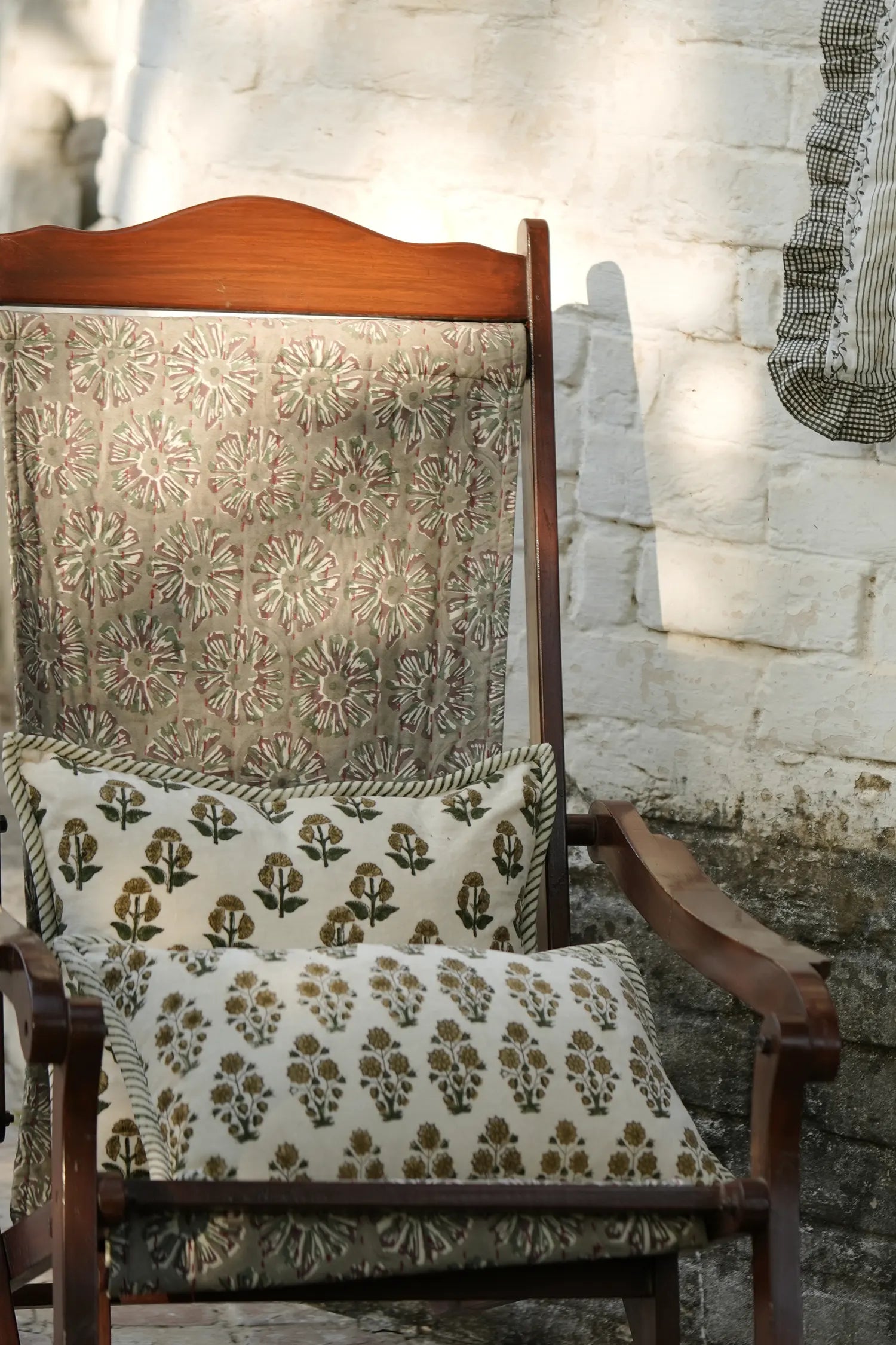 Mehr Baagh Cushion Cover
