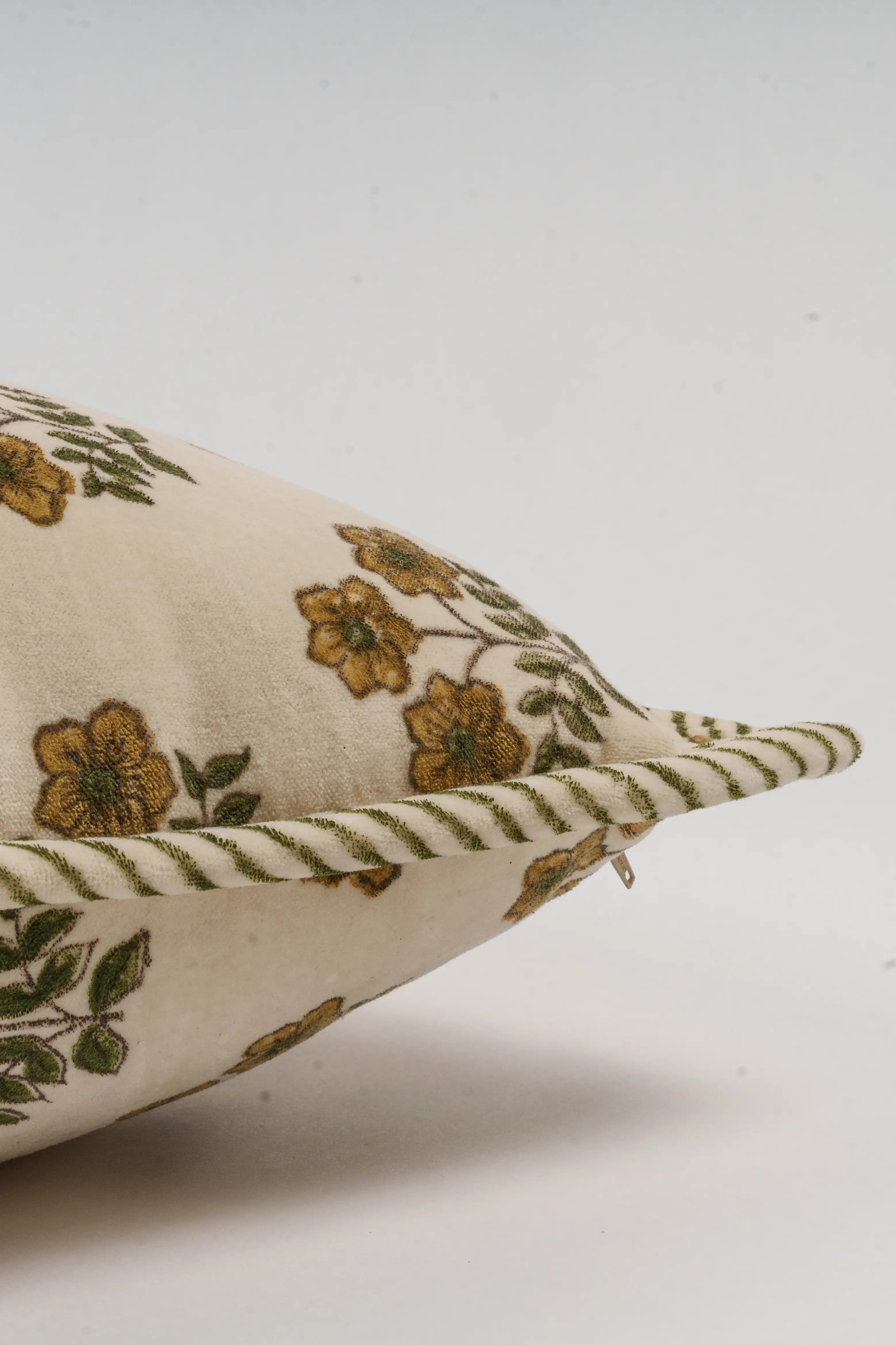 Mehr Gul Cushion Cover